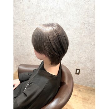 ワンブリーチ!シルバー【横井】 | 浜松市の美容室 Le・reve(ル・レーヴ)和田店